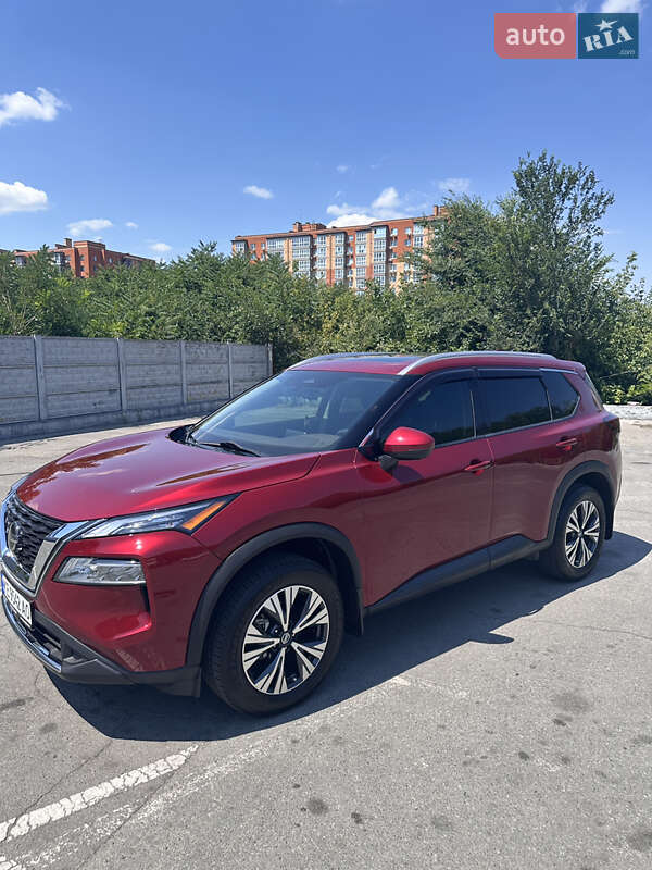 Позашляховик / Кросовер Nissan Rogue 2021 в Дніпрі