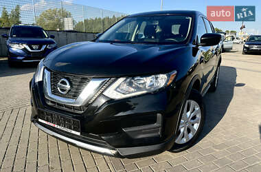 Позашляховик / Кросовер Nissan Rogue 2017 в Львові