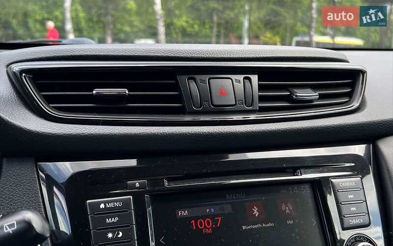 Позашляховик / Кросовер Nissan Rogue 2019 в Львові