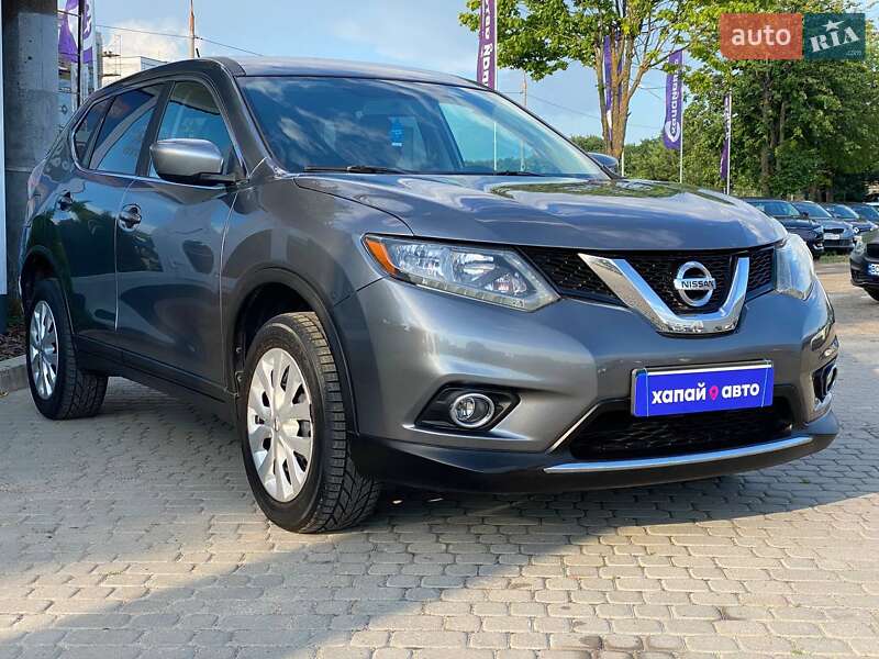 Внедорожник / Кроссовер Nissan Rogue 2016 в Львове