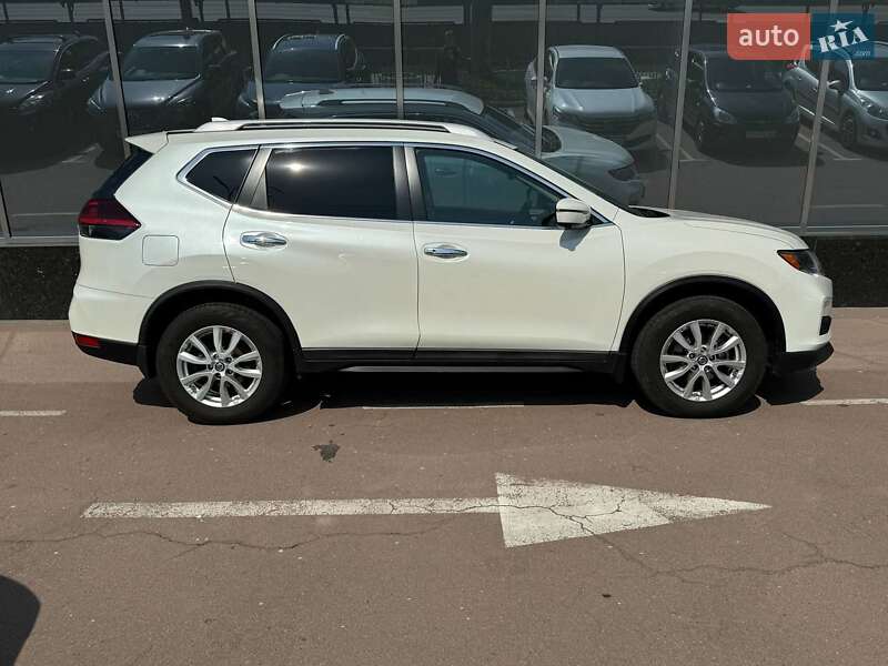 Nissan Rogue 2018