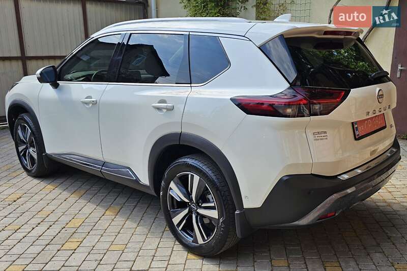 Позашляховик / Кросовер Nissan Rogue 2023 в Одесі