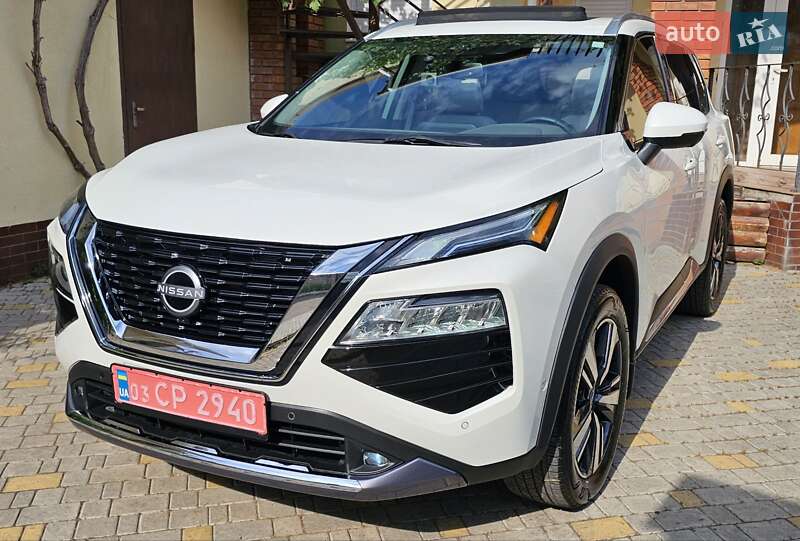 Позашляховик / Кросовер Nissan Rogue 2023 в Одесі