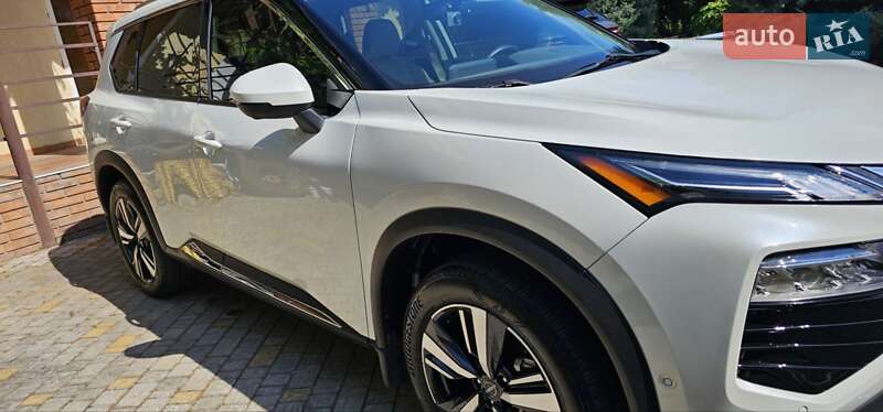 Позашляховик / Кросовер Nissan Rogue 2023 в Одесі