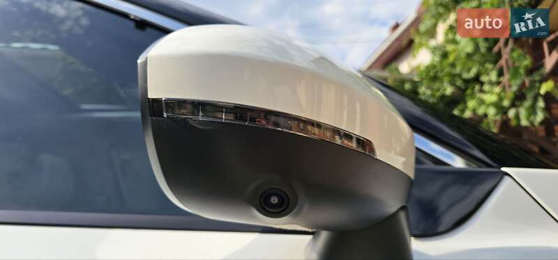 Позашляховик / Кросовер Nissan Rogue 2023 в Одесі
