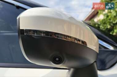 Внедорожник / Кроссовер Nissan Rogue 2023 в 