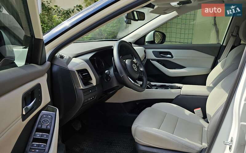 Позашляховик / Кросовер Nissan Rogue 2023 в Одесі
