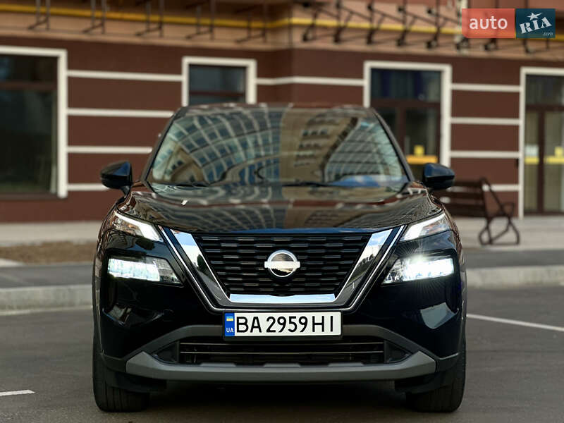 Внедорожник / Кроссовер Nissan Rogue 2022 в Умани