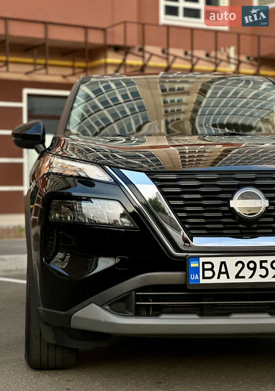 Внедорожник / Кроссовер Nissan Rogue 2022 в Умани