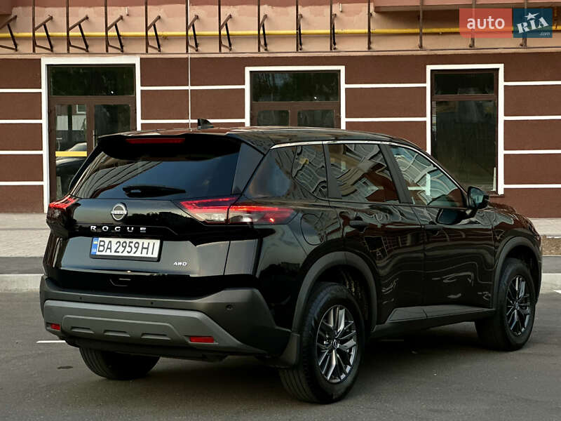 Внедорожник / Кроссовер Nissan Rogue 2022 в Умани