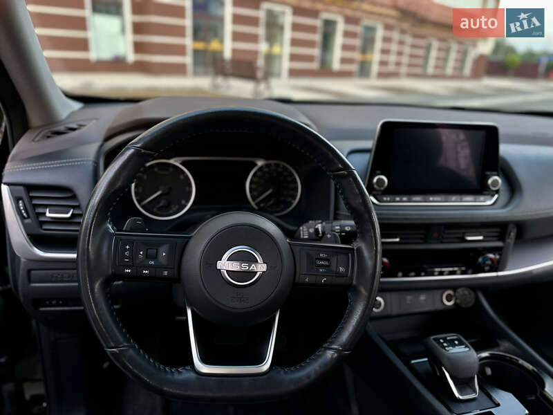 Внедорожник / Кроссовер Nissan Rogue 2022 в Умани