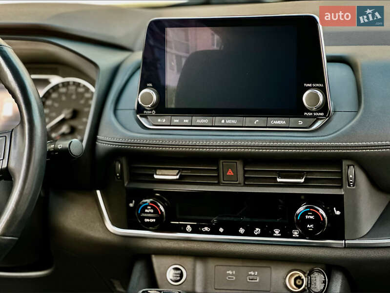 Внедорожник / Кроссовер Nissan Rogue 2022 в Умани