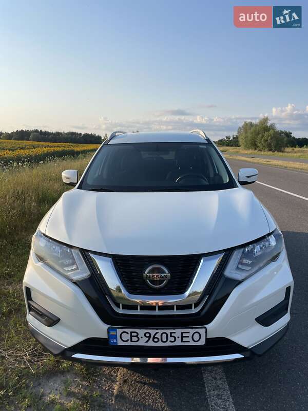Внедорожник / Кроссовер Nissan Rogue 2018 в Киеве