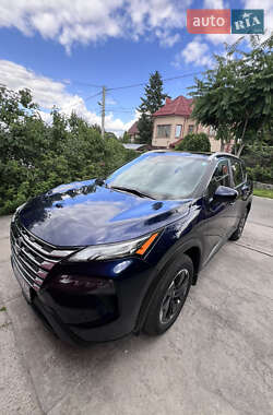 Позашляховик / Кросовер Nissan Rogue 2024 в Дніпрі