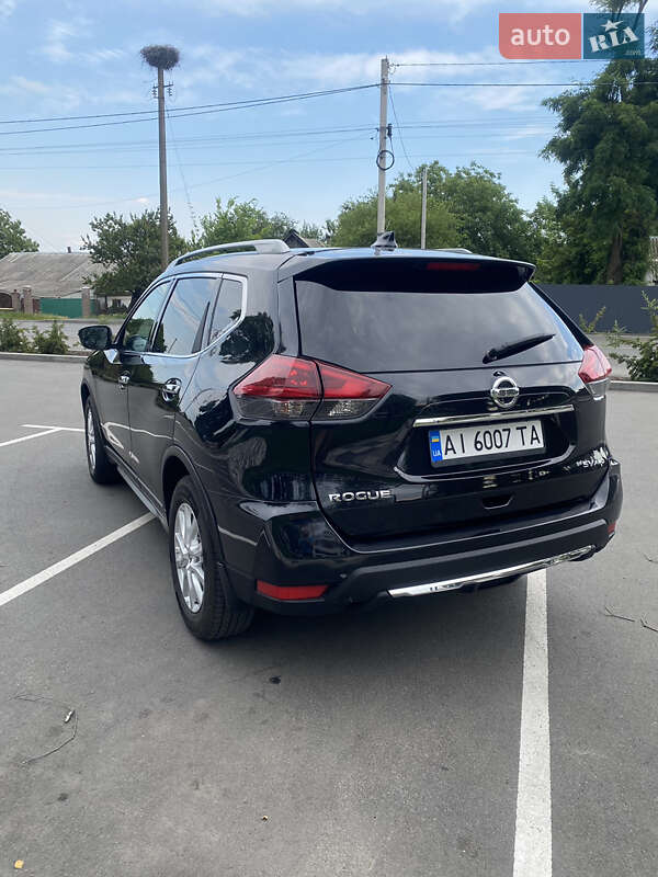 Внедорожник / Кроссовер Nissan Rogue 2018 в Киеве