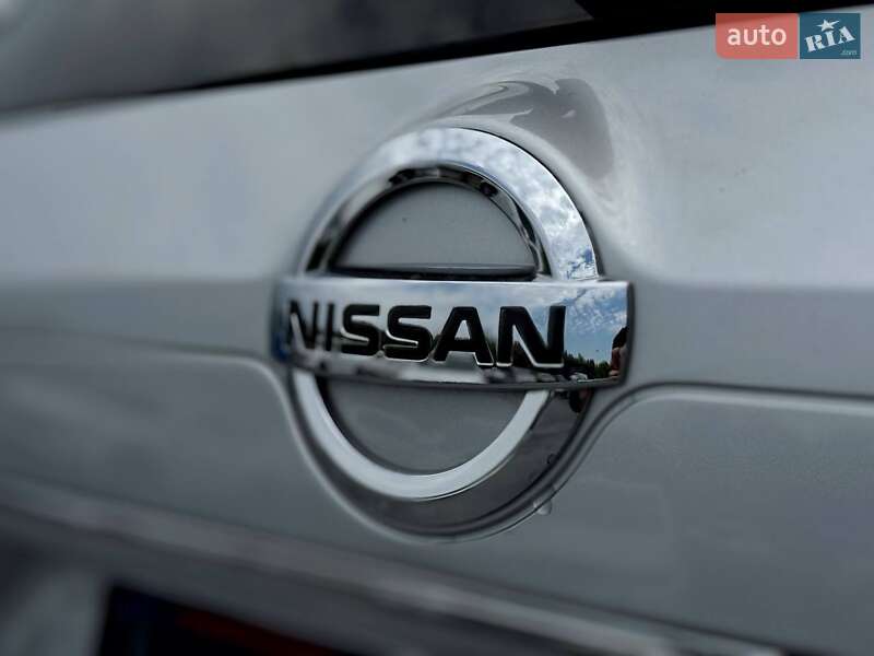 Внедорожник / Кроссовер Nissan Rogue 2019 в Ровно