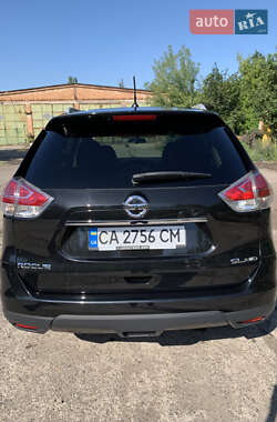 Позашляховик / Кросовер Nissan Rogue 2016 в 
