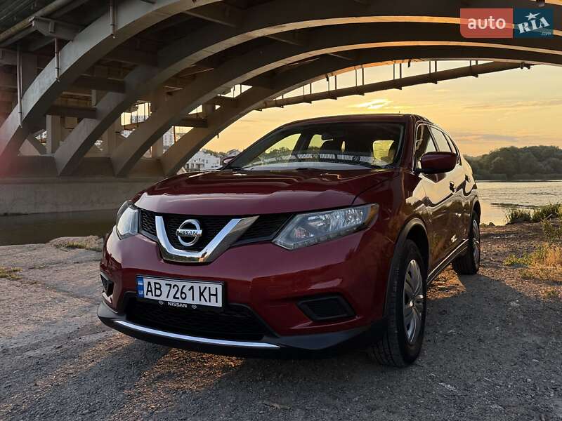 Внедорожник / Кроссовер Nissan Rogue 2016 в Виннице