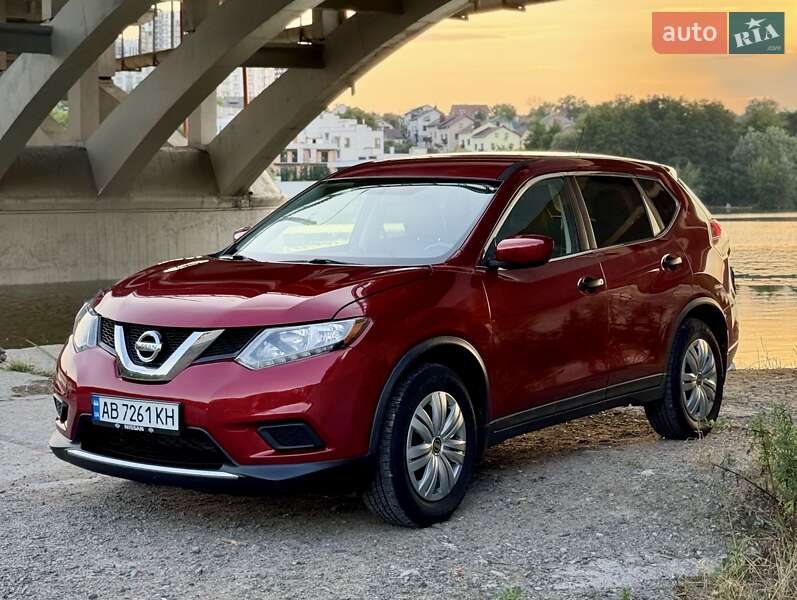 Внедорожник / Кроссовер Nissan Rogue 2016 в Виннице