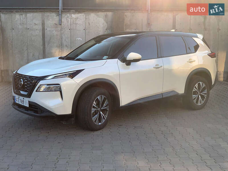 Внедорожник / Кроссовер Nissan Rogue 2020 в Ивано-Франковске