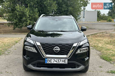 Позашляховик / Кросовер Nissan Rogue 2023 в Первомайську