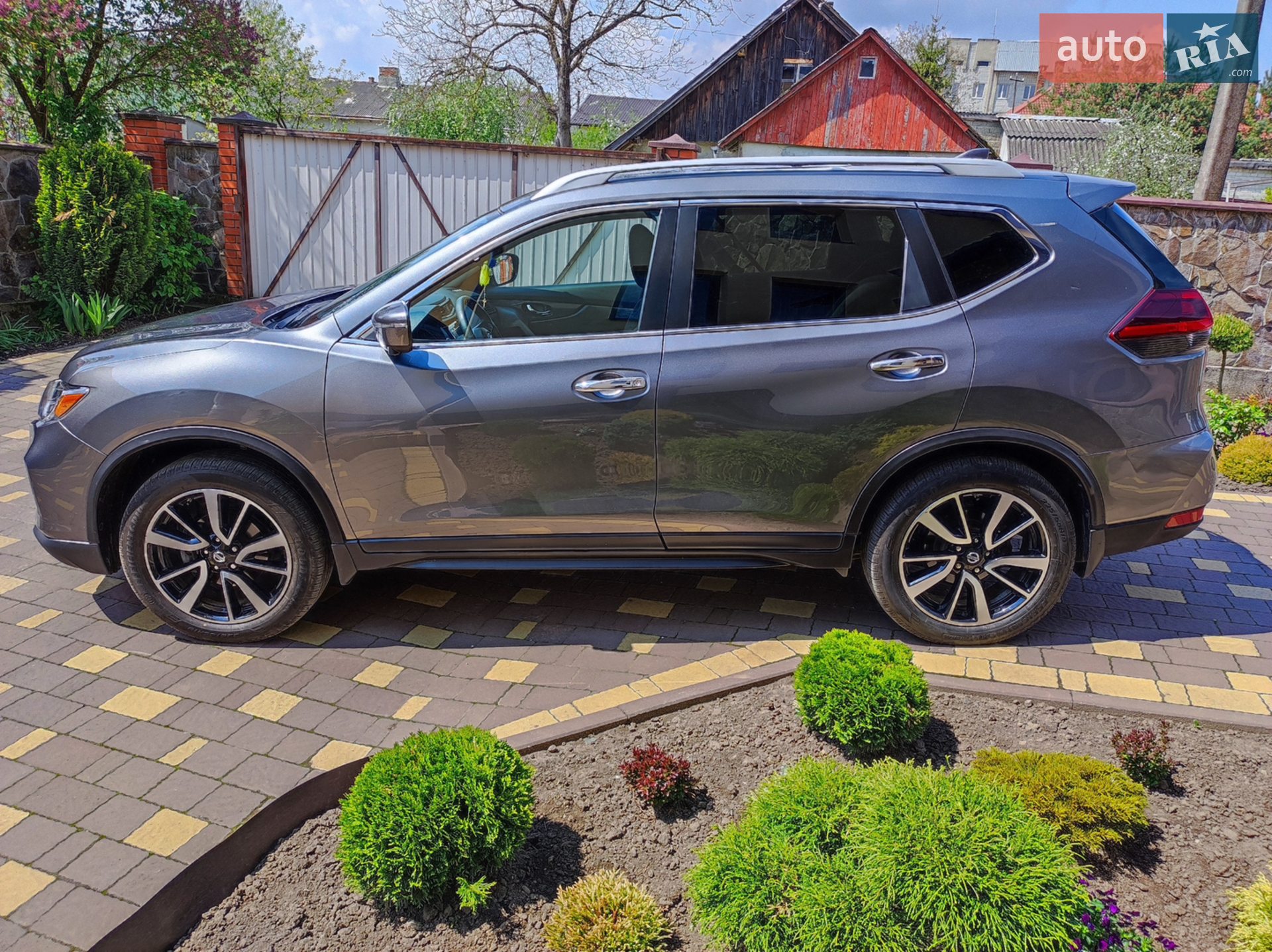 2018 Nissan Rogue - мініатюра 3