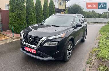 Позашляховик / Кросовер Nissan Rogue 2021 в Києві