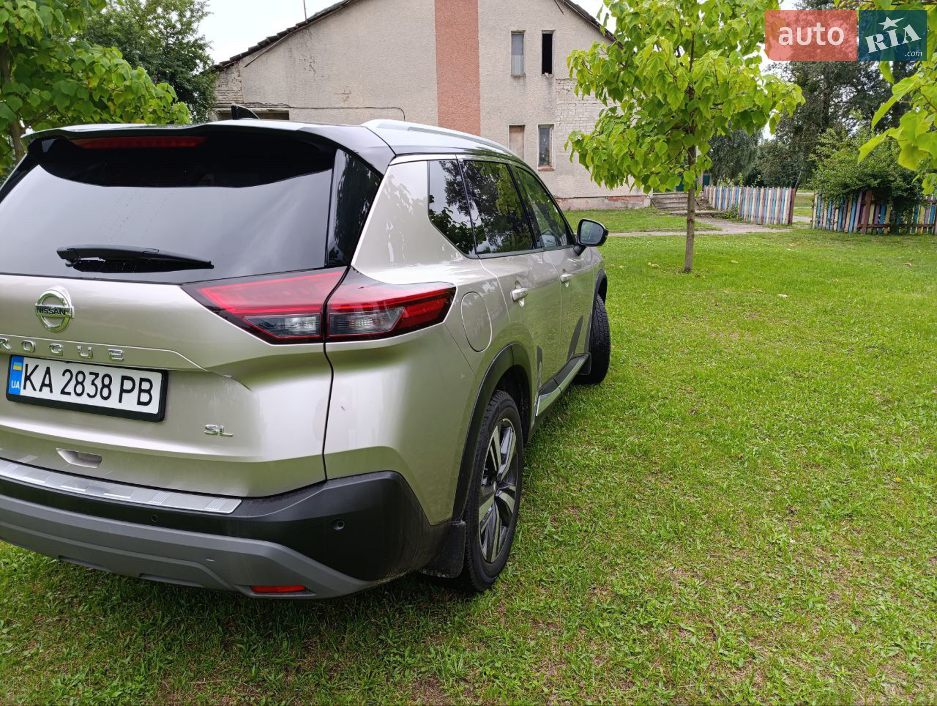 2021 Nissan Rogue - мініатюра 8