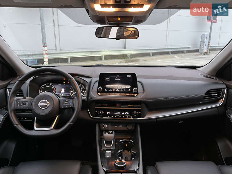 Позашляховик / Кросовер Nissan Rogue 2023 в Києві