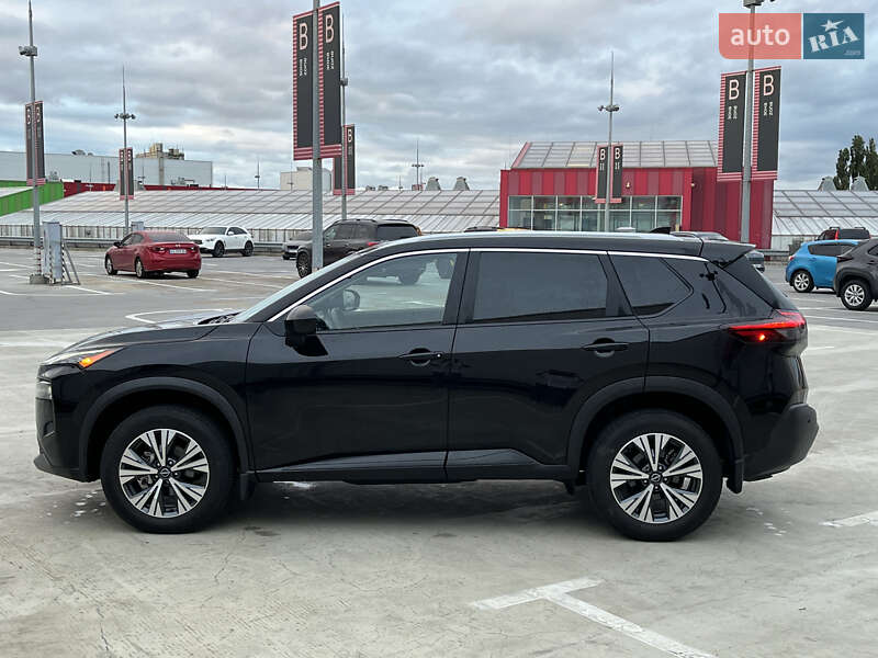 Позашляховик / Кросовер Nissan Rogue 2023 в Києві