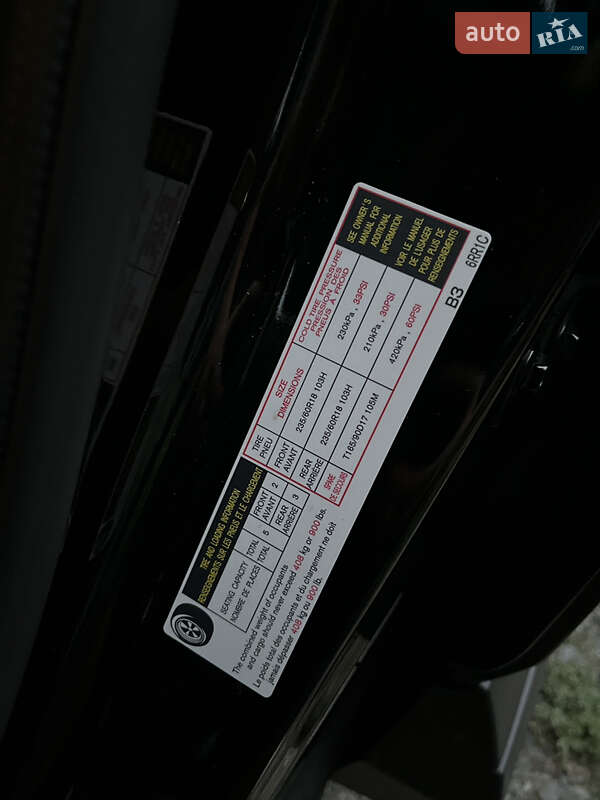 Позашляховик / Кросовер Nissan Rogue 2023 в Києві