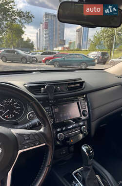 Позашляховик / Кросовер Nissan Rogue 2019 в  фото 4 Позашляховик / Кросовер Nissan Rogue 2019 в