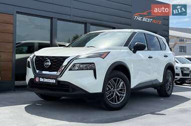 Внедорожник / Кроссовер Nissan Rogue 2021 в Ровно