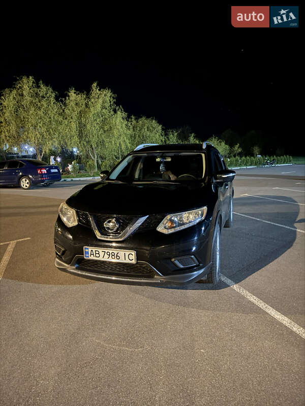 Внедорожник / Кроссовер Nissan Rogue 2015 в Хмельнике