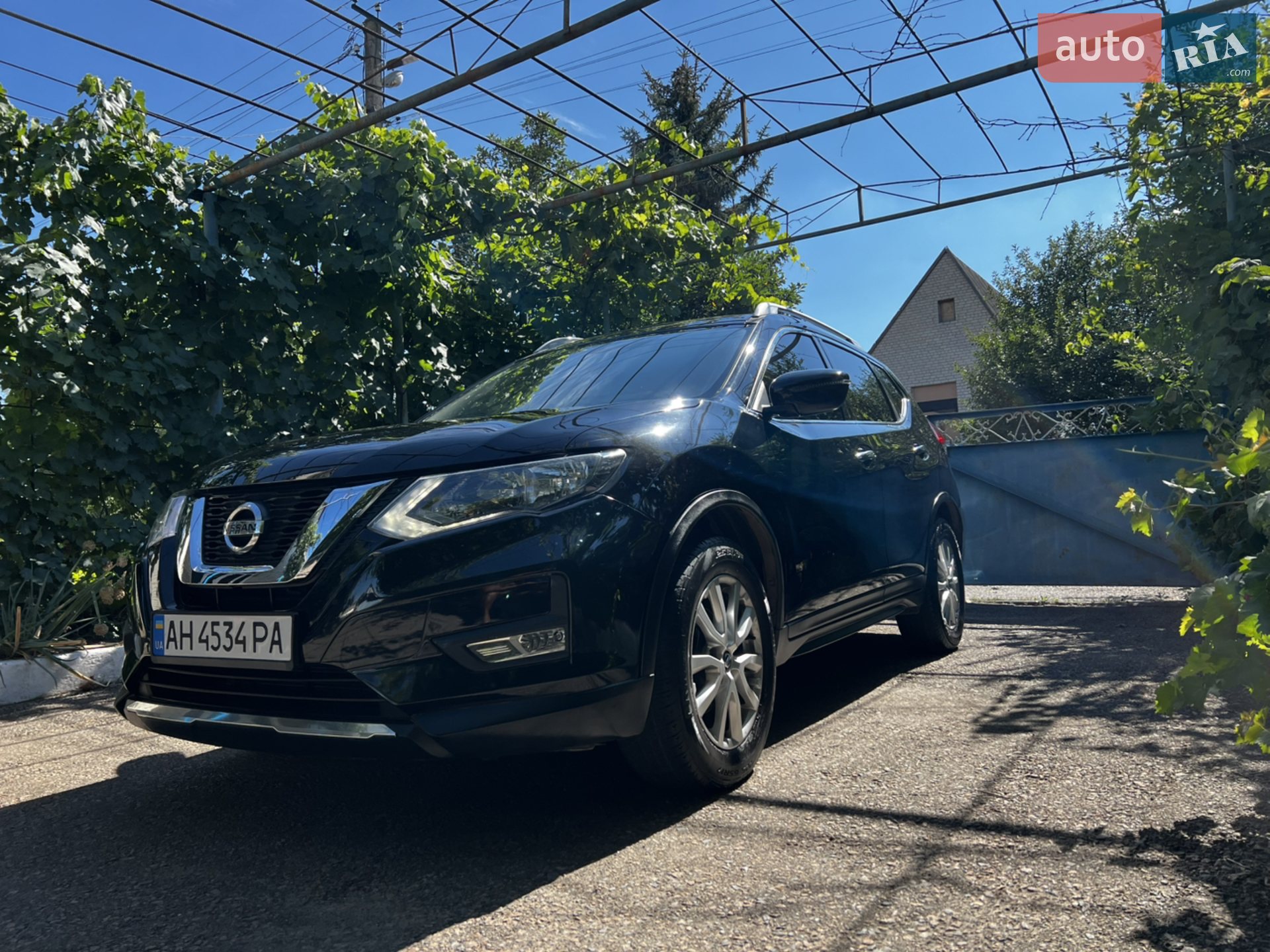 2016 Nissan Rogue - мініатюра 2