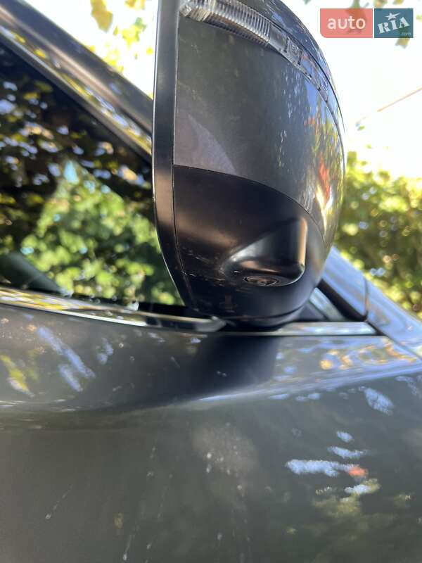 Внедорожник / Кроссовер Nissan Rogue 2017 в Мукачево