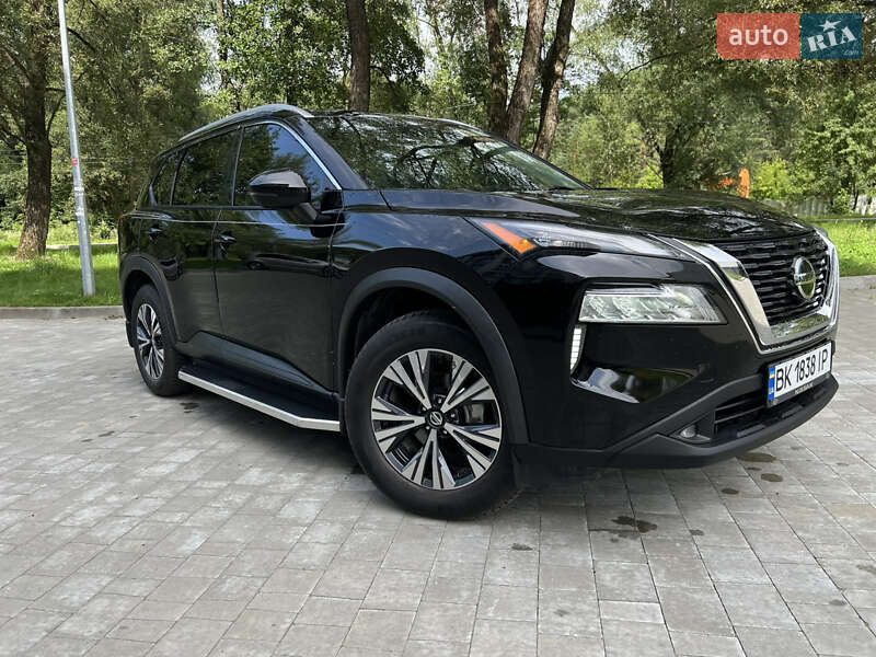Nissan Rogue 2021