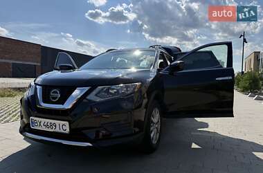 Позашляховик / Кросовер Nissan Rogue 2018 в Хмельницькому