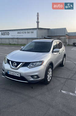 Позашляховик / Кросовер Nissan Rogue 2016 в Києві