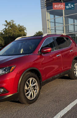 Внедорожник / Кроссовер Nissan Rogue 2015 в 