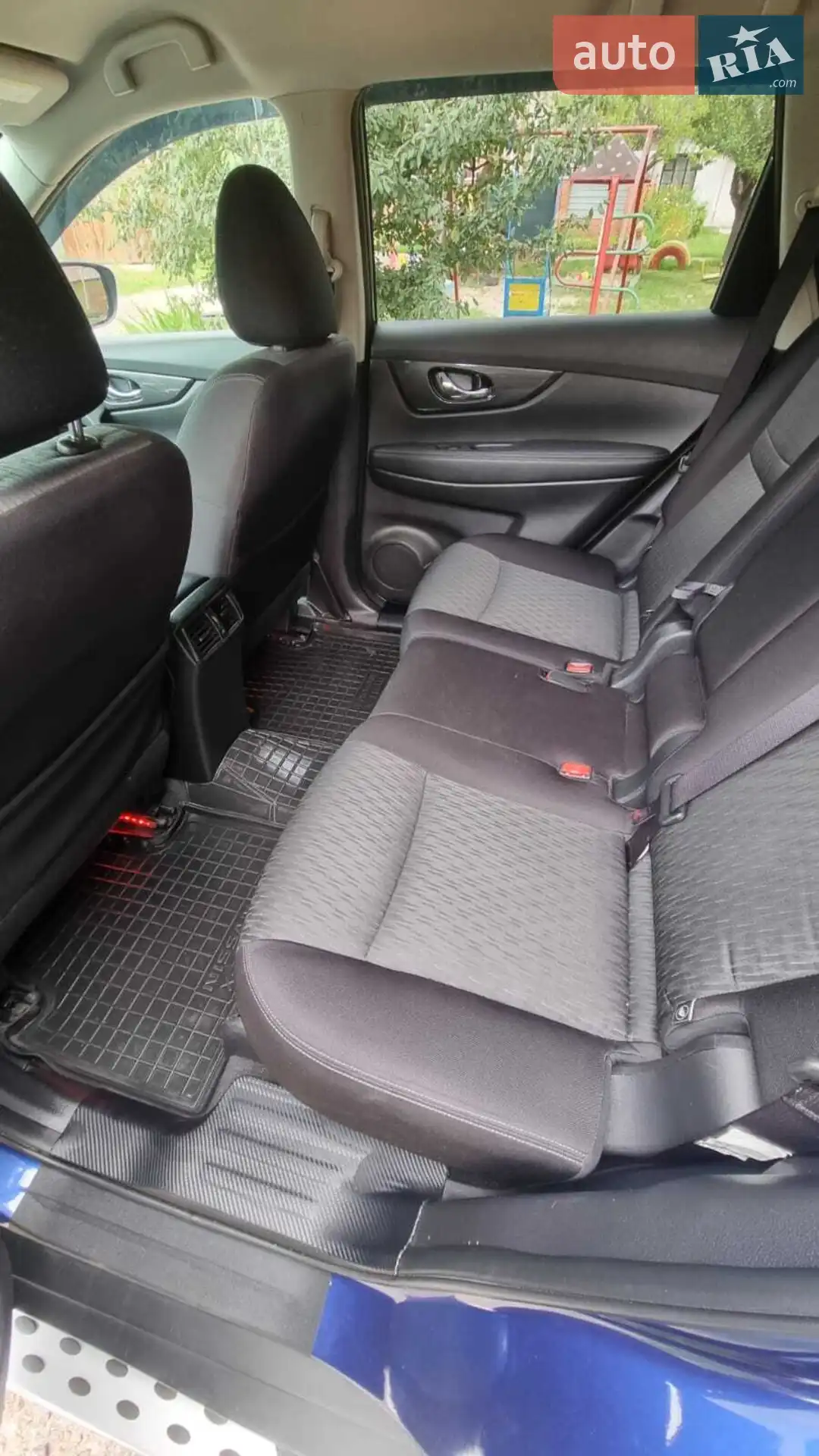 2019 Nissan Rogue - мініатюра 4