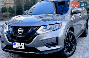 Внедорожник / Кроссовер Nissan Rogue 2018 в Днепре