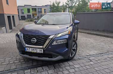Внедорожник / Кроссовер Nissan Rogue 2023 в Ивано-Франковске