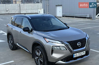 Внедорожник / Кроссовер Nissan Rogue 2021 в Киеве