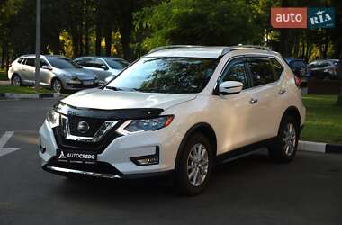 Внедорожник / Кроссовер Nissan Rogue 2018 в Харькове