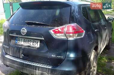 Позашляховик / Кросовер Nissan Rogue 2015 в Лубнах