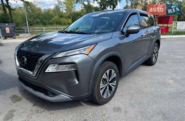 Внедорожник / Кроссовер Nissan Rogue 2021 в Харькове