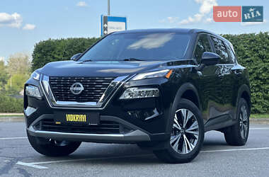 Внедорожник / Кроссовер Nissan Rogue 2023 в Киеве