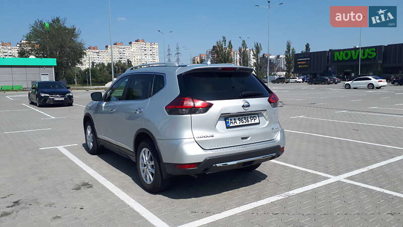 Позашляховик / Кросовер Nissan Rogue 2016 в Києві
