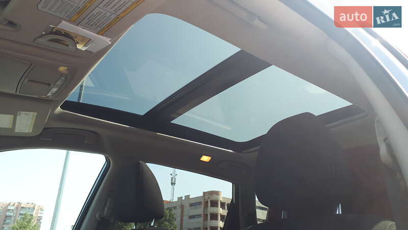 Позашляховик / Кросовер Nissan Rogue 2016 в Києві